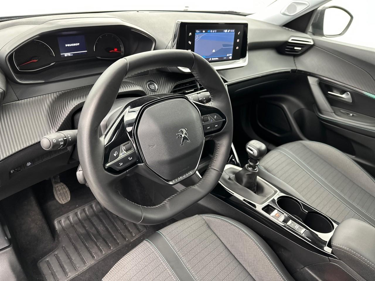 Peugeot 2008 puretech 100 s&s bvm6 allure — photo 8