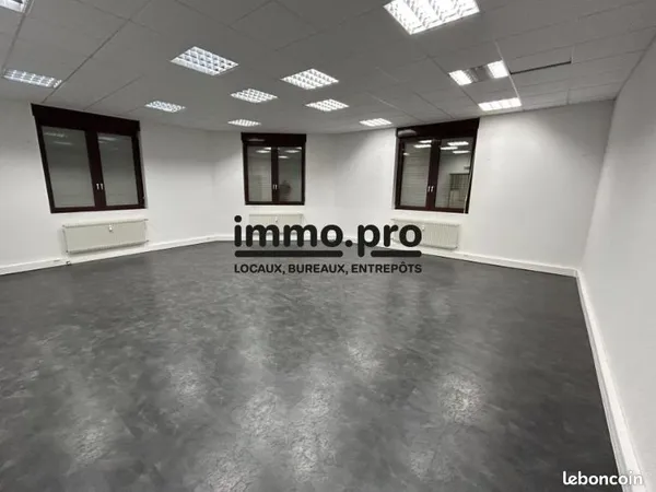 Local 287 m² Horbourg-Wihr