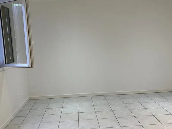 POISSY - (RUE DE VILLIERS)