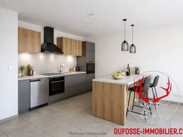 Au dernier étage d'une résidence récente, découvrez un T3 neuf lumineux avec loggia en plein centre 