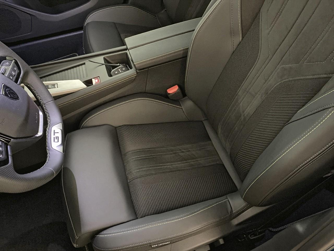 Peugeot 408 hybrid 145 e-dcs6 gt — photo 9
