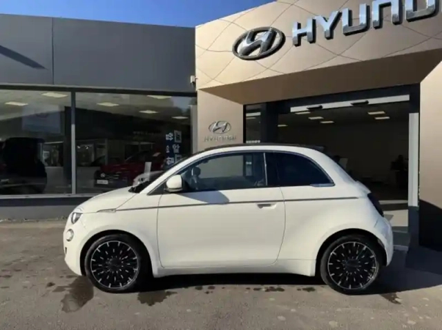 Fiat 500 e 95ch pack confort &amp; tech my23 — photo 3