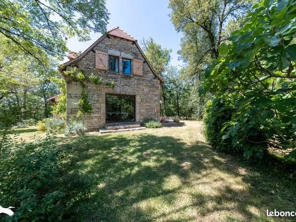 Maison 5 pièces 150 m²