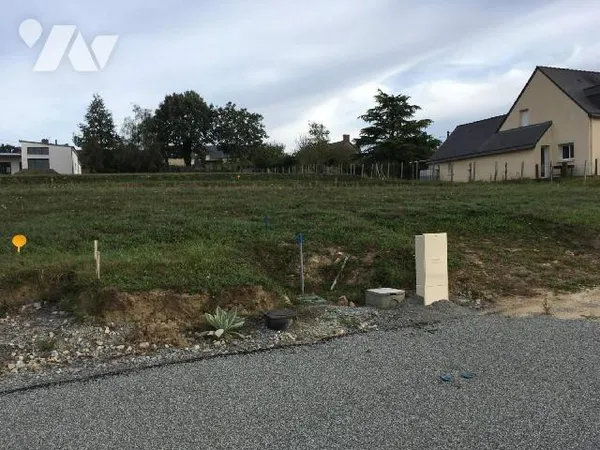 Terrain 438 m²