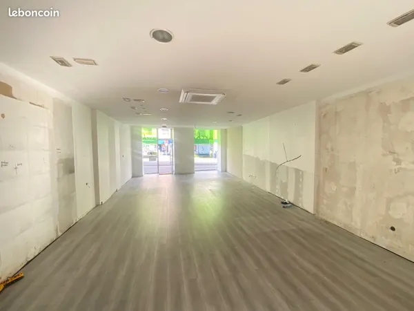 Local commercial 91 m²