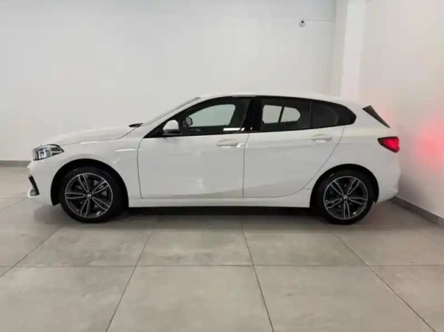 Bmw Serie 1 série 1 118i 136ch edition sport — photo 5
