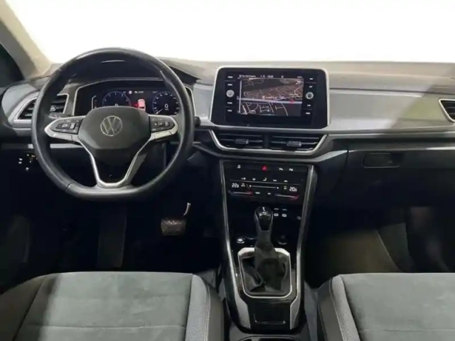 Volkswagen T-Roc 1.5 tsi evo 150 start/stop dsg7 style — photo 8