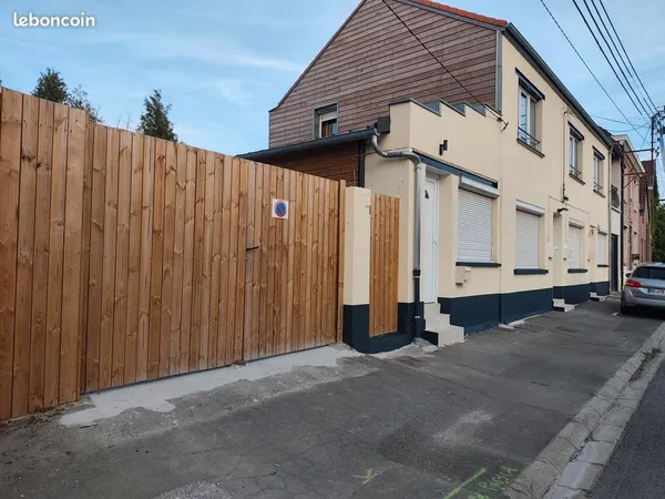 DOUVRIN - Immeuble de rapport - 4 maisons rénovées avec jardins - Rentabilité brute 11,81 %