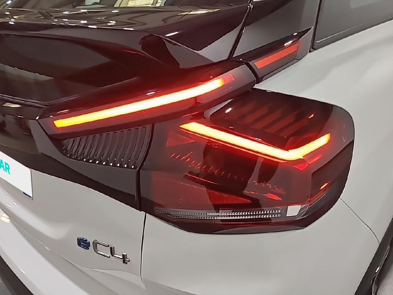 Citroën C4 e-c4 136 ch automatique feel pack — photo 25