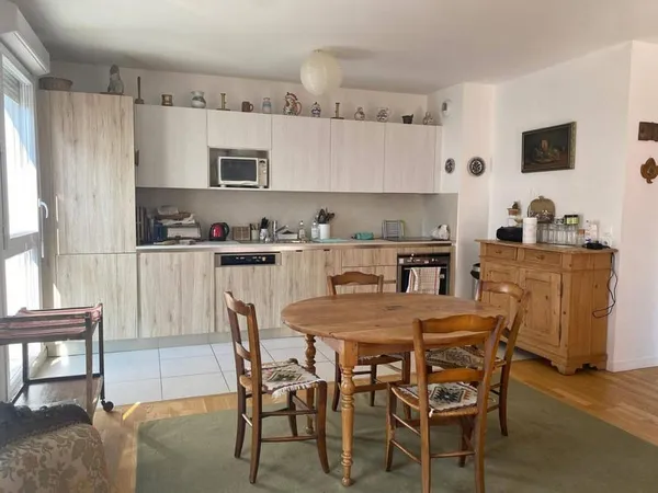 Appartement 4 pièces 83 m²