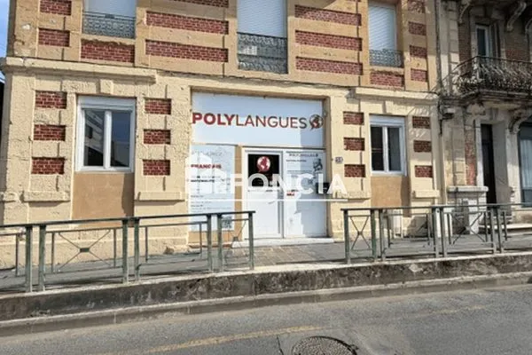 Local 4 pièces 80 m²