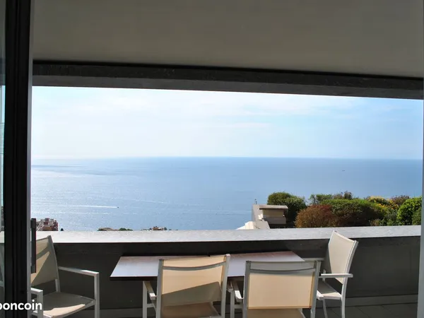 Appartement meublé avec vue mer à 5 min de Monaco / Furnished Sea-View Apartment Minutes from Monaco