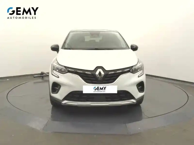 Renault Captur mild hybrid 140 — photo 32