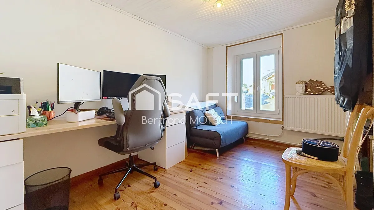 Photo 6