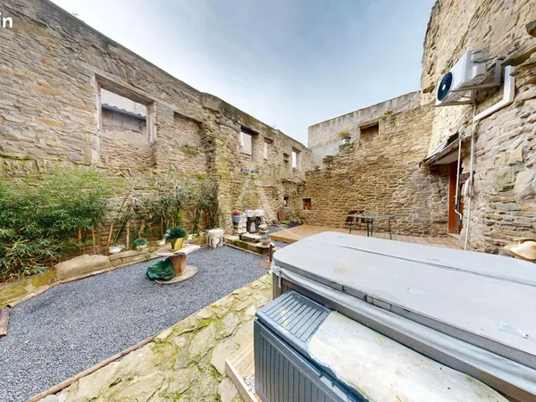 Maison 8 pièces 190 m²