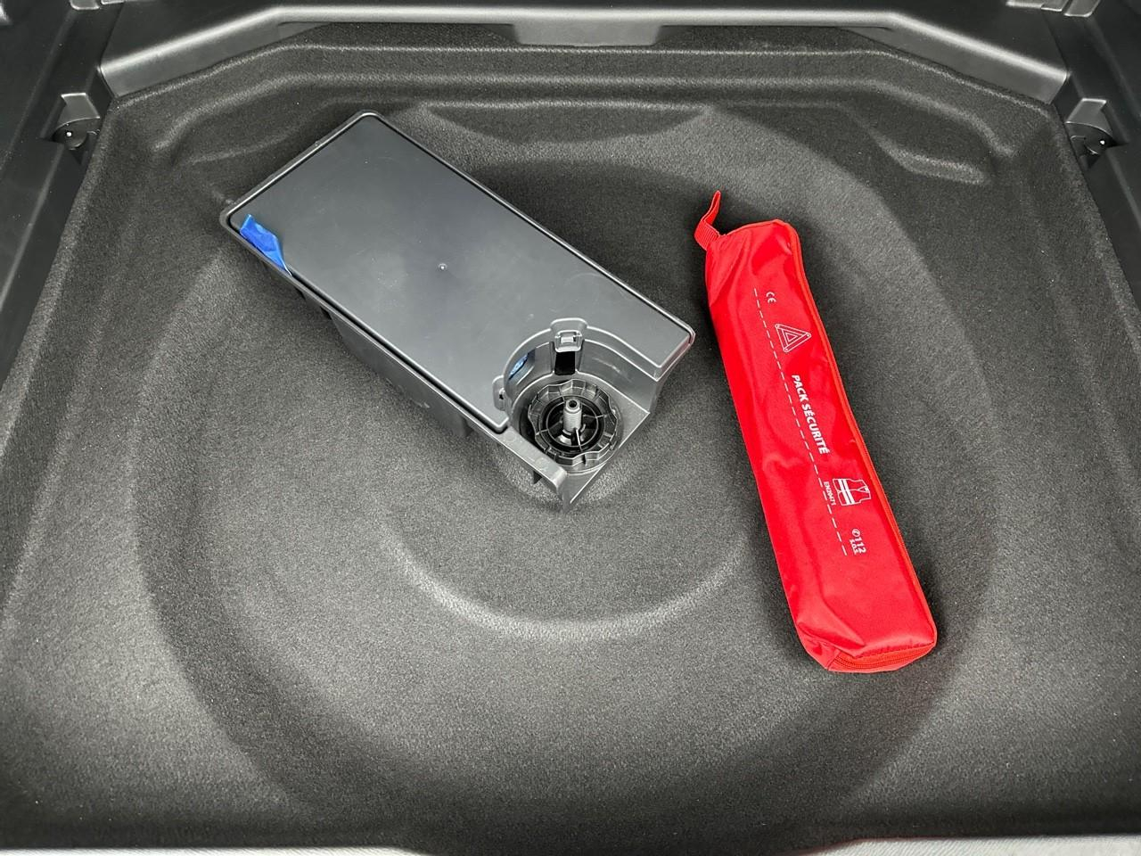 Peugeot 3008 bluehdi 130ch s&s eat8 allure pack — photo 33