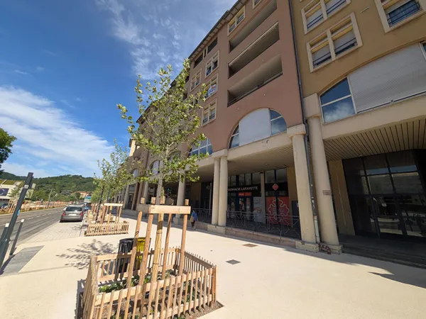 Appartement - Vienne - 4 pièces -87 m2 - loggia