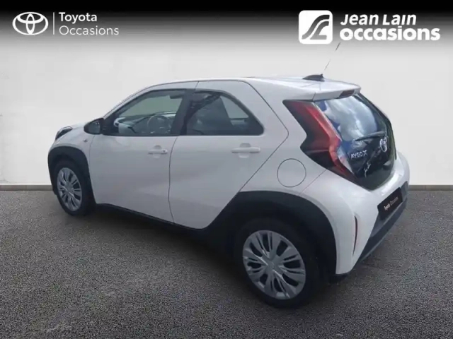 Toyota Aygo x 1.0 vvt-i 72 — photo 47