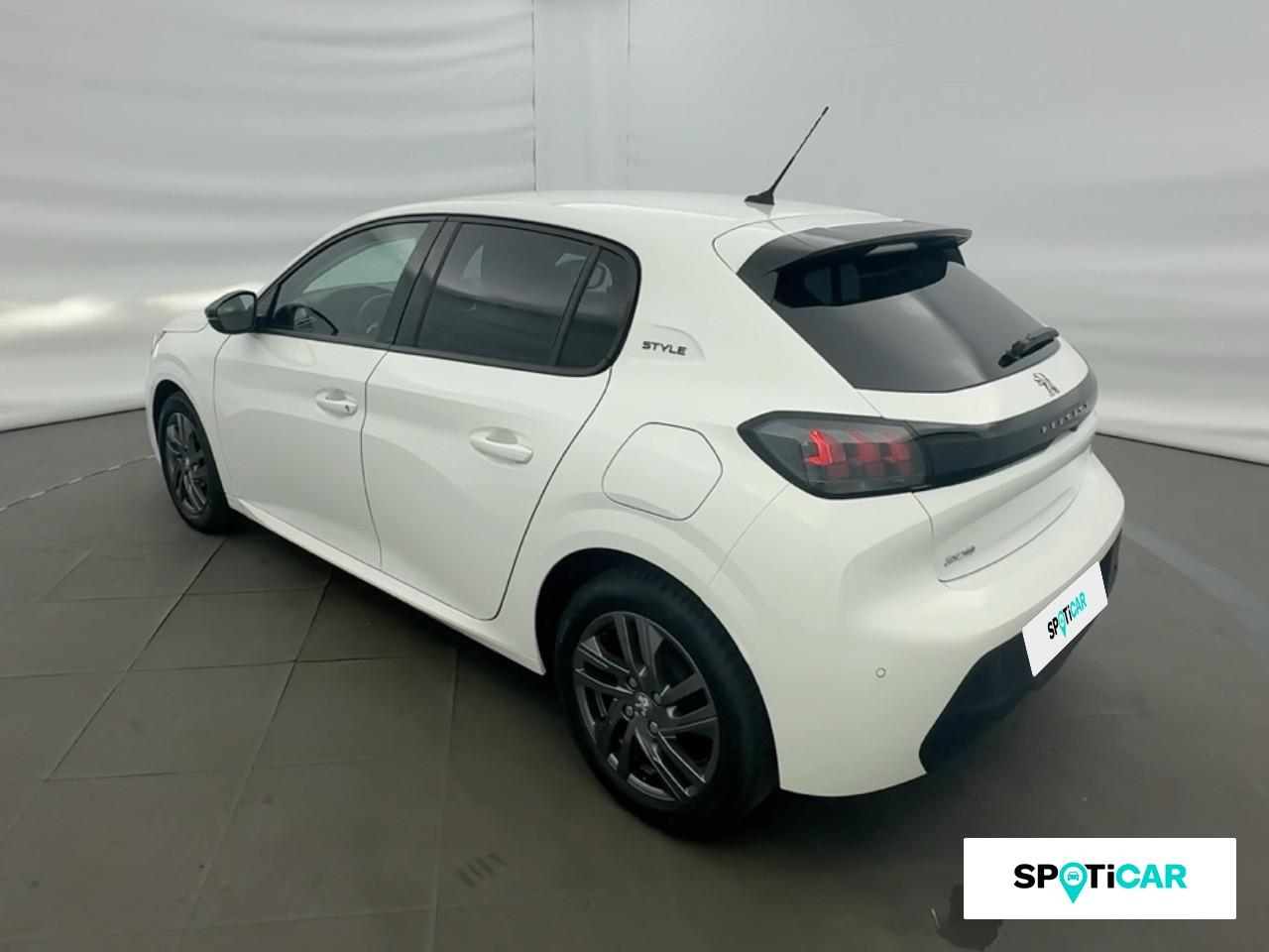 Peugeot 208 1.2 puretech 100ch s&s style 118g — photo 7