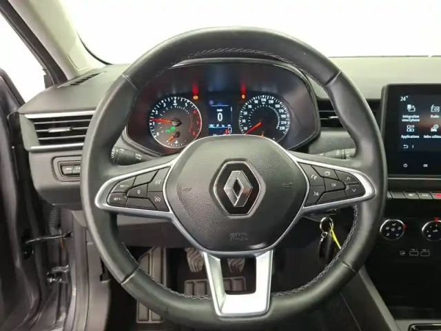 Renault Clio tce 90 — photo 32