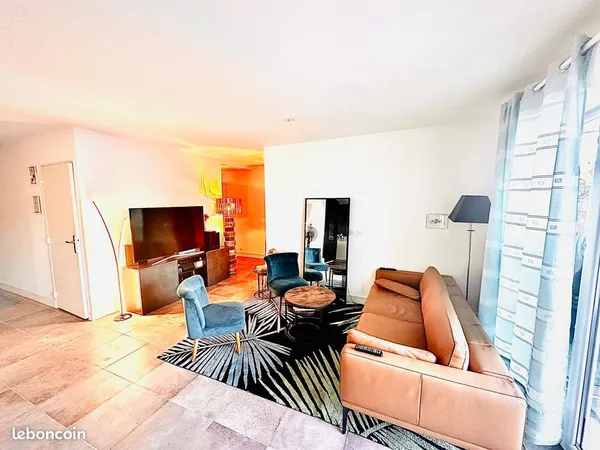 Appartement récent 4 pièces 3 chambres 2 sdb