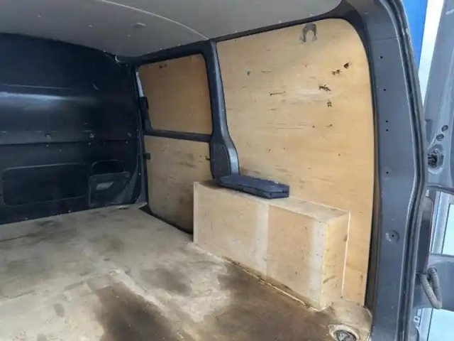 Volkswagen Transporter fg 2.8t l1h1 2.0 tdi 110ch business — photo 12