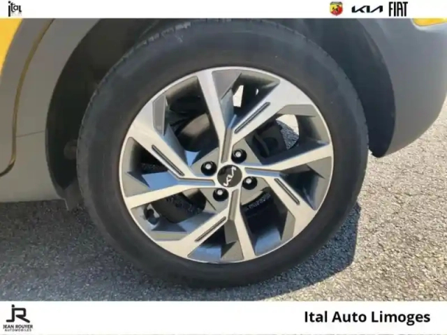 Kia Stonic 1.0 t-gdi 100ch gt line dct7 — photo 11