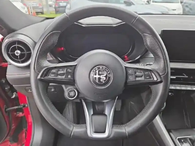 Alfa Romeo Tonale 1.3 phev 280ch ti at6 e-q4 — photo 15