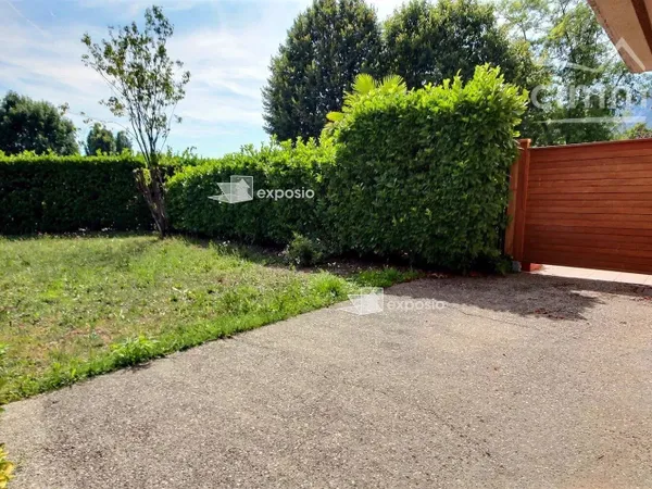 LOCATION GRESIVAUDAN CROLLES : MAISON MITOYENNE T4 AVEC TERRASSE, JARDIN ET GARAGE