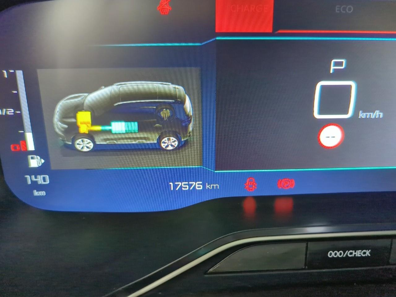 Citroën C5 Aircross hybride 136 e-dcs6 plus — photo 23