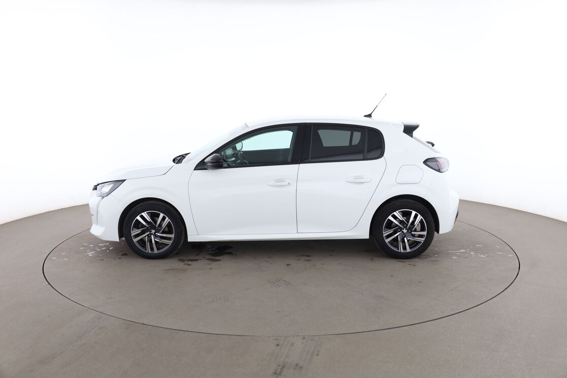 Peugeot 208 1.2 PureTech Allure EAT8 — photo 2