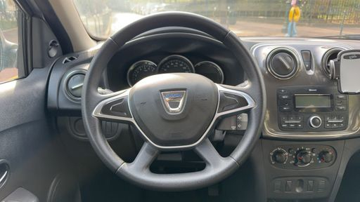 Dacia Sandero 1.0 SCe 75 - Urban Stepway – 2018 – 22107 km – Essence – Boîte Manuelle — photo 35