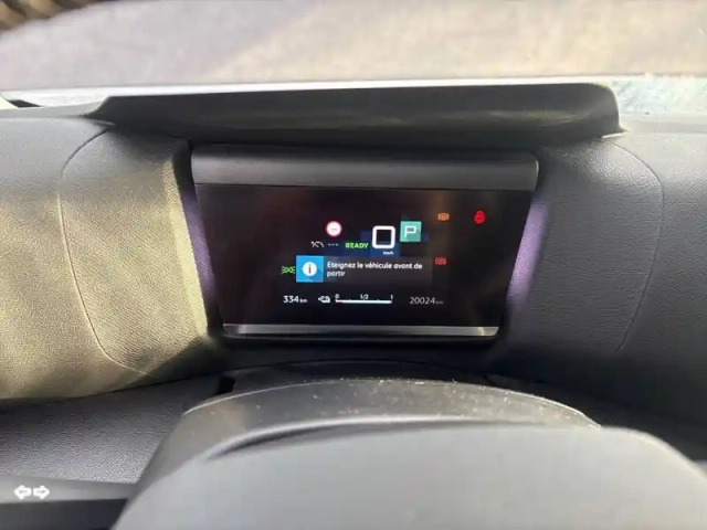Citroën C4 e- 136 ch automatique — photo 10