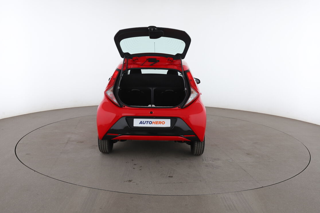Toyota Aygo 1.0 VVT-i X-Play — photo 15