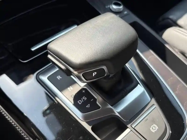 Audi Q5 sportback 50 tfsie 299 s tronic 7 quattro — photo 12