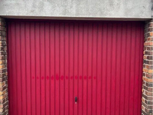 Box fermé, copropriété sécurisé, RER E