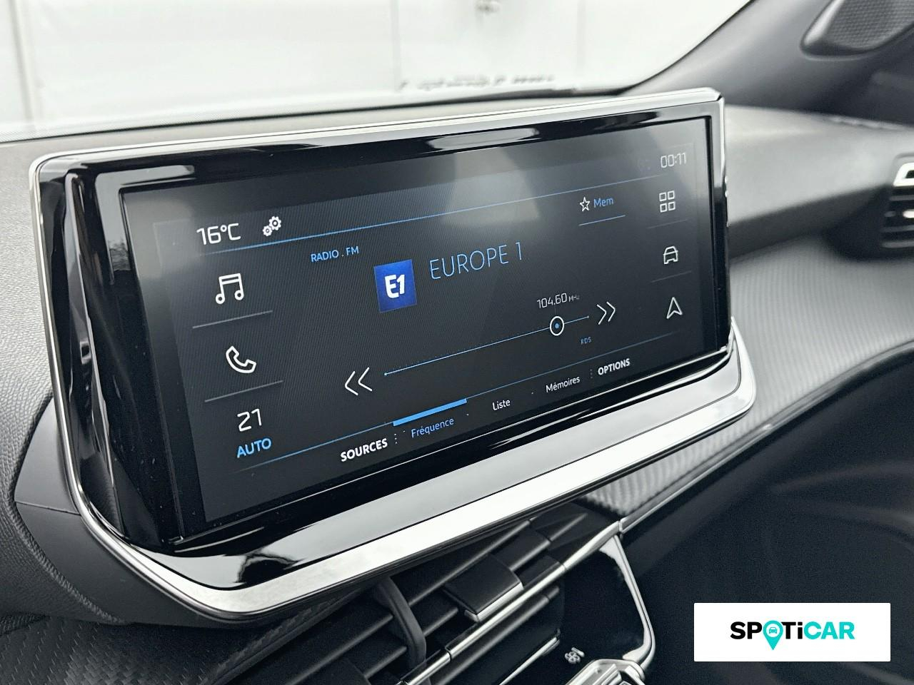 Peugeot 2008 1.2 100ch s&s style — photo 13