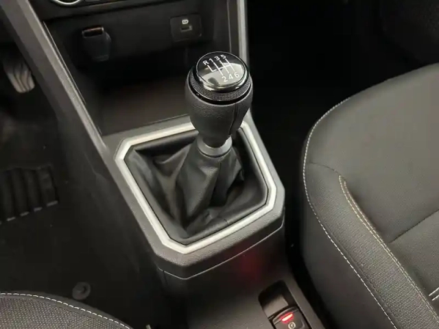 Dacia Sandero eco-g 100 — photo 22