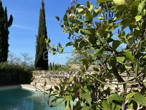 Maison 6 pièces 180 m²