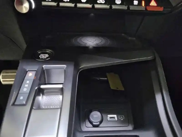 Peugeot 408 phev 225 e-eat8 — photo 55