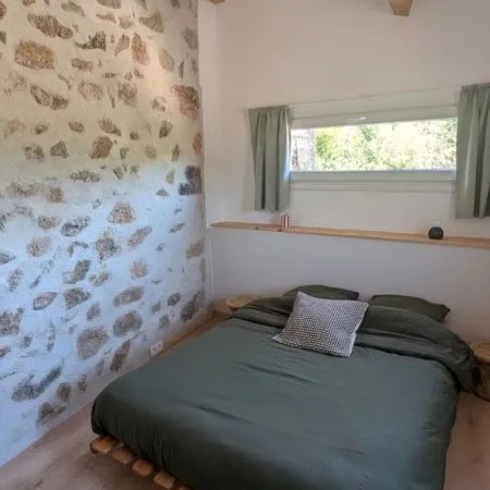 A louer - Charmante maisonnette meublée avec terrasse - Les Ollières-sur-Eyrieux