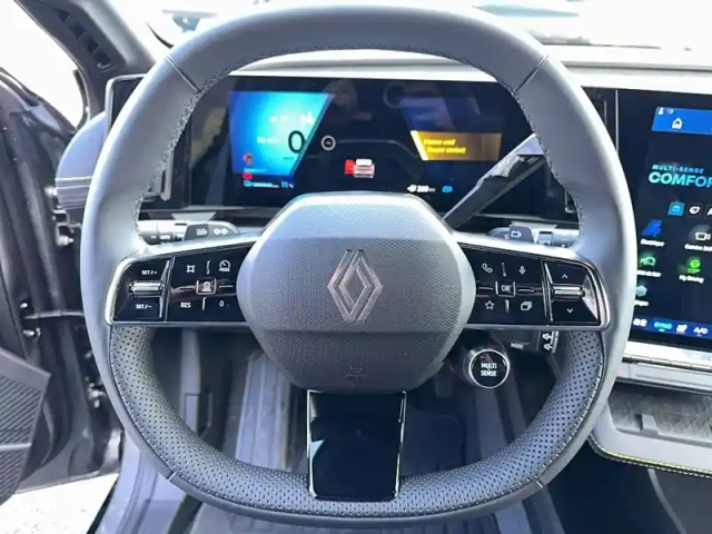 Renault Megane e-tech 220 ch autonomie confort gsr2 — photo 82