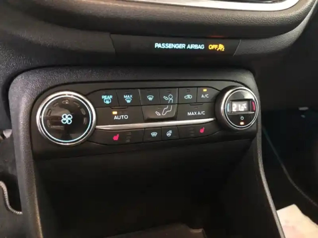 Ford Fiesta active 1.0 ecoboost 95ch — photo 5
