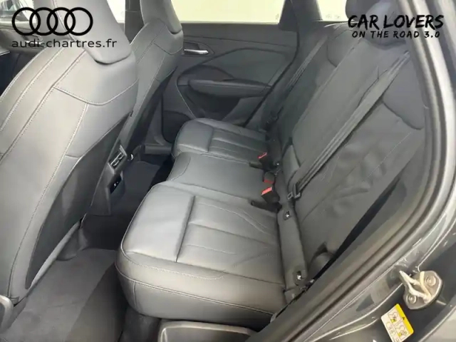 Audi Q3 e-hybrid 272 ch s tronic 6 — photo 10