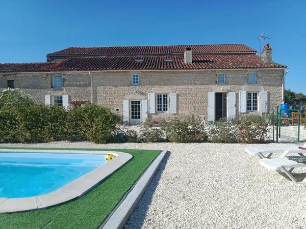 Maison 9 pièces 213 m²