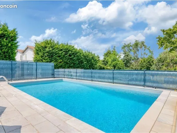 Appartement 44,07m2 + Terrasse 35m2 & Piscine Privative (Sans Frais d'Agence)