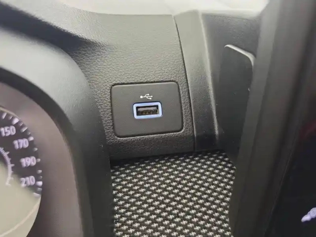 Dacia Sandero sce 65 — photo 166