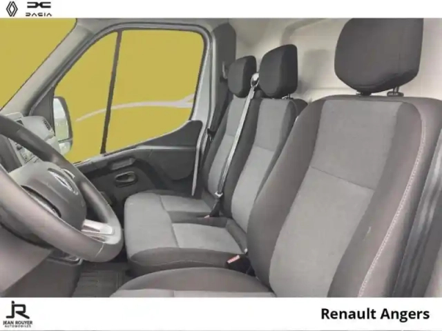 Renault Master fg f3500 l2h2 2.3 blue dci 135ch confort - 20790?ht — photo 3