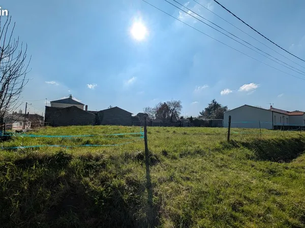 Terrain - 657m² - Saint-Michel le cloucq
