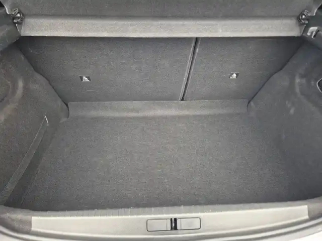 Peugeot 208 puretech 100 s&amp;s bvm6 — photo 21